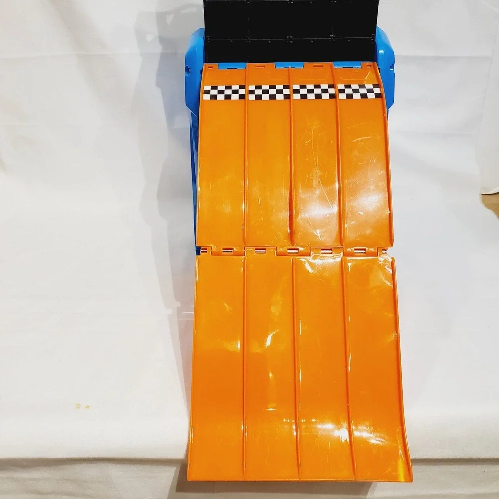 Hot Wheels Store N Go Multi Launcher 20 Car Storage Case 4 Way Race Track Blue